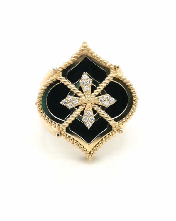 Złoty pierścionek z czarnym emaliowanym tłem i diamentowym wzorem, Jubiler Kraków BigDIAMOND