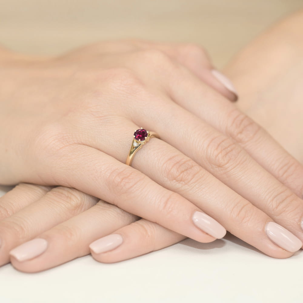 Pierścionek Rodolit 0,60ct żółte złoto 5 Pierścionek Rodolit 0,60ct żółte złoto - obrazek 4