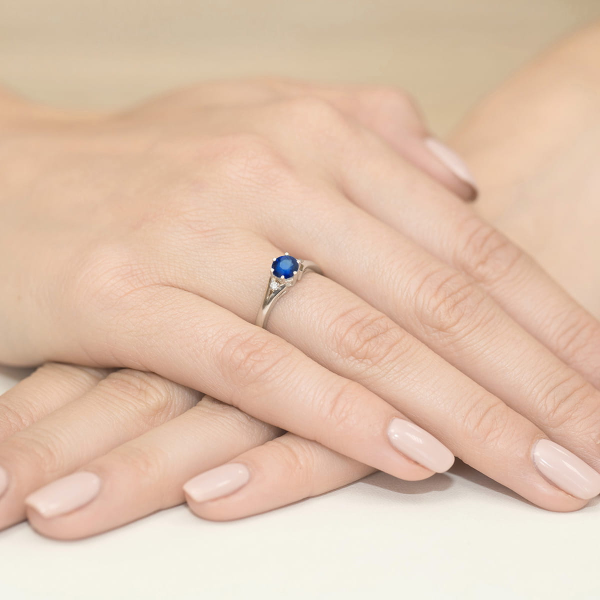 Pierścionek Szafir 0,50ct białe złoto 5 Pierścionek Szafir 0,50ct białe złoto - obrazek 4