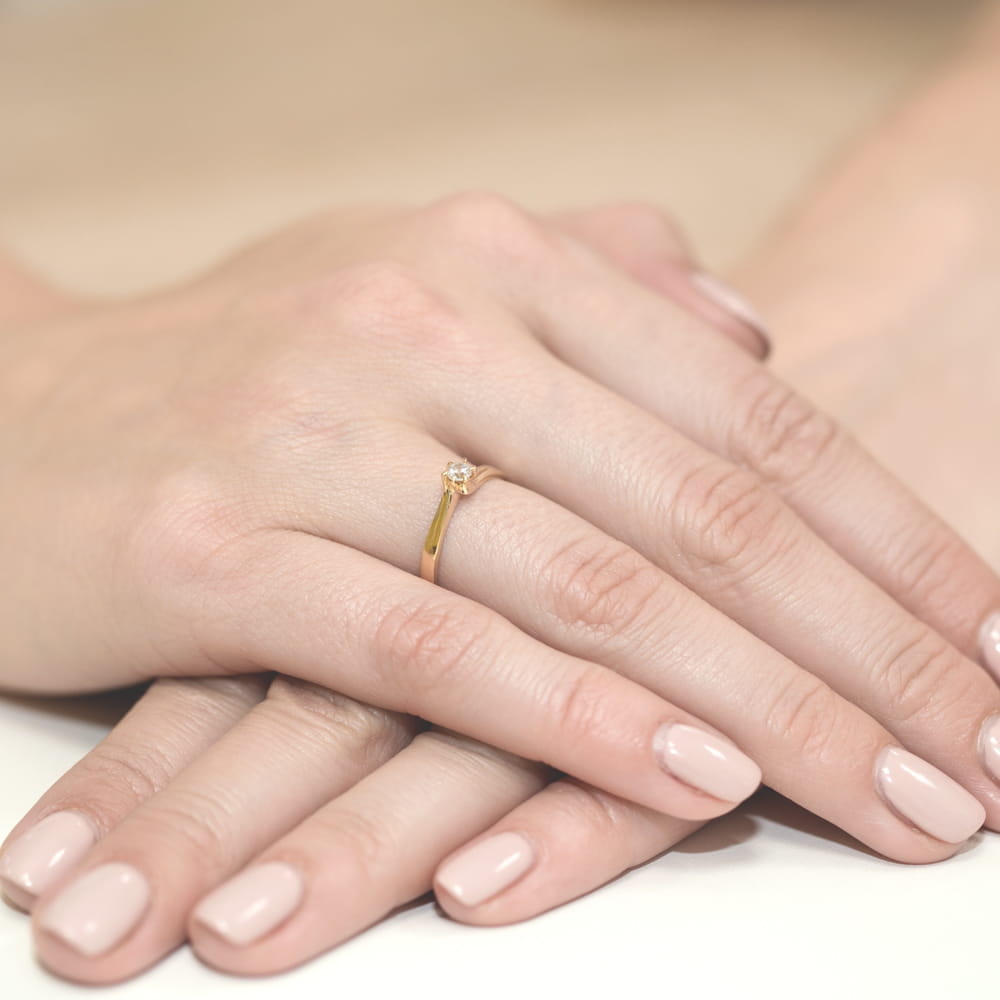 Pierścionek Diament 0,10ct żółte złoto 5 Pierścionek Diament 0,10ct żółte złoto - obrazek 4
