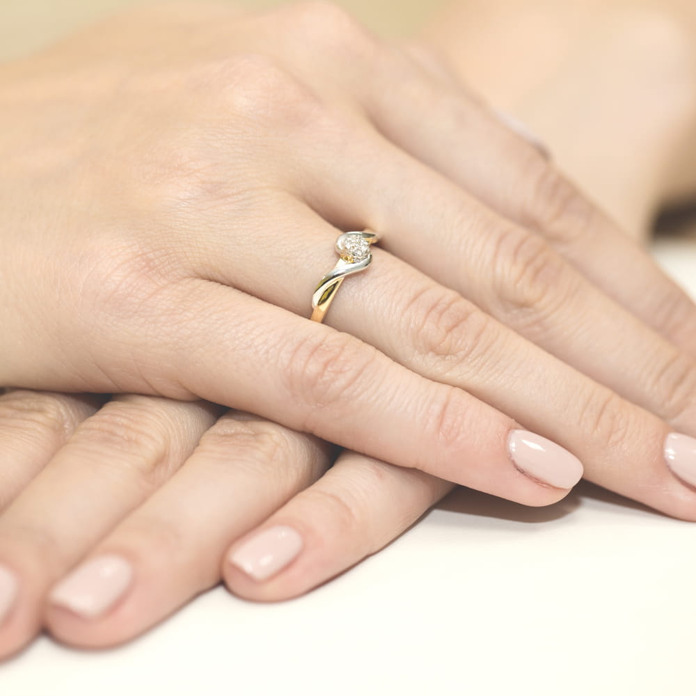Pierścionek Diament 0,04ct żółte złoto 5 Pierścionek Diament 0,04ct żółte złoto - obrazek 4