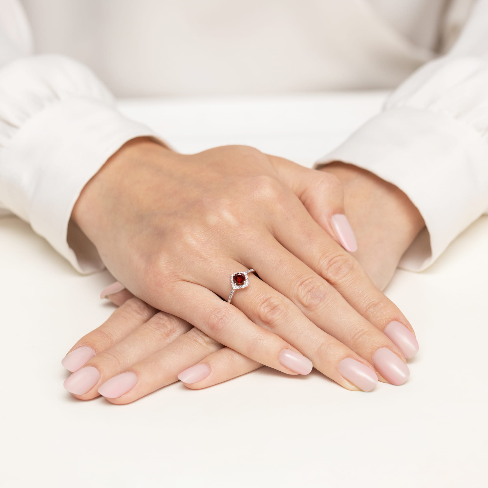 Pierścionek Granat 0,60ct różowe złoto 5 Pierścionek Granat 0,60ct różowe złoto - obrazek 4