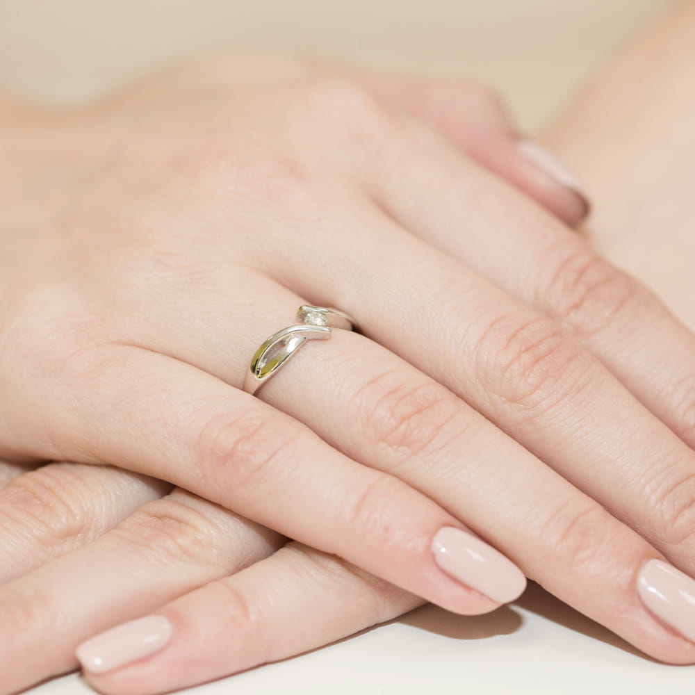 Pierścionek Diament 0,10ct żółte złoto 5 Pierścionek Diament 0,10ct żółte złoto - obrazek 4