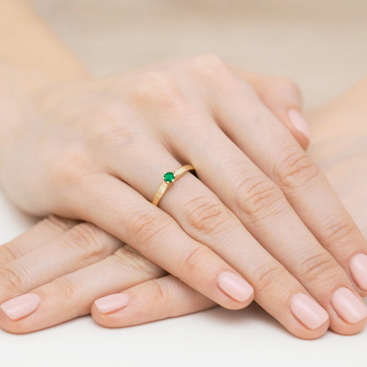 Pierścionek Szmaragd 0,15ct żółte złoto 5 Pierścionek Szmaragd 0,15ct żółte złoto - obrazek 4