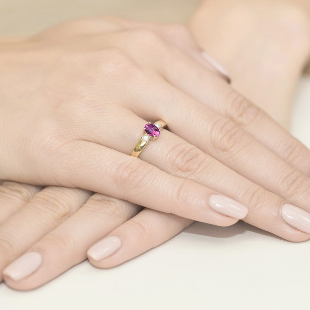 Pierścionek Różowy Szafir 0,45ct żółte złoto 5 Pierścionek Różowy Szafir 0,45ct żółte złoto - obrazek 4