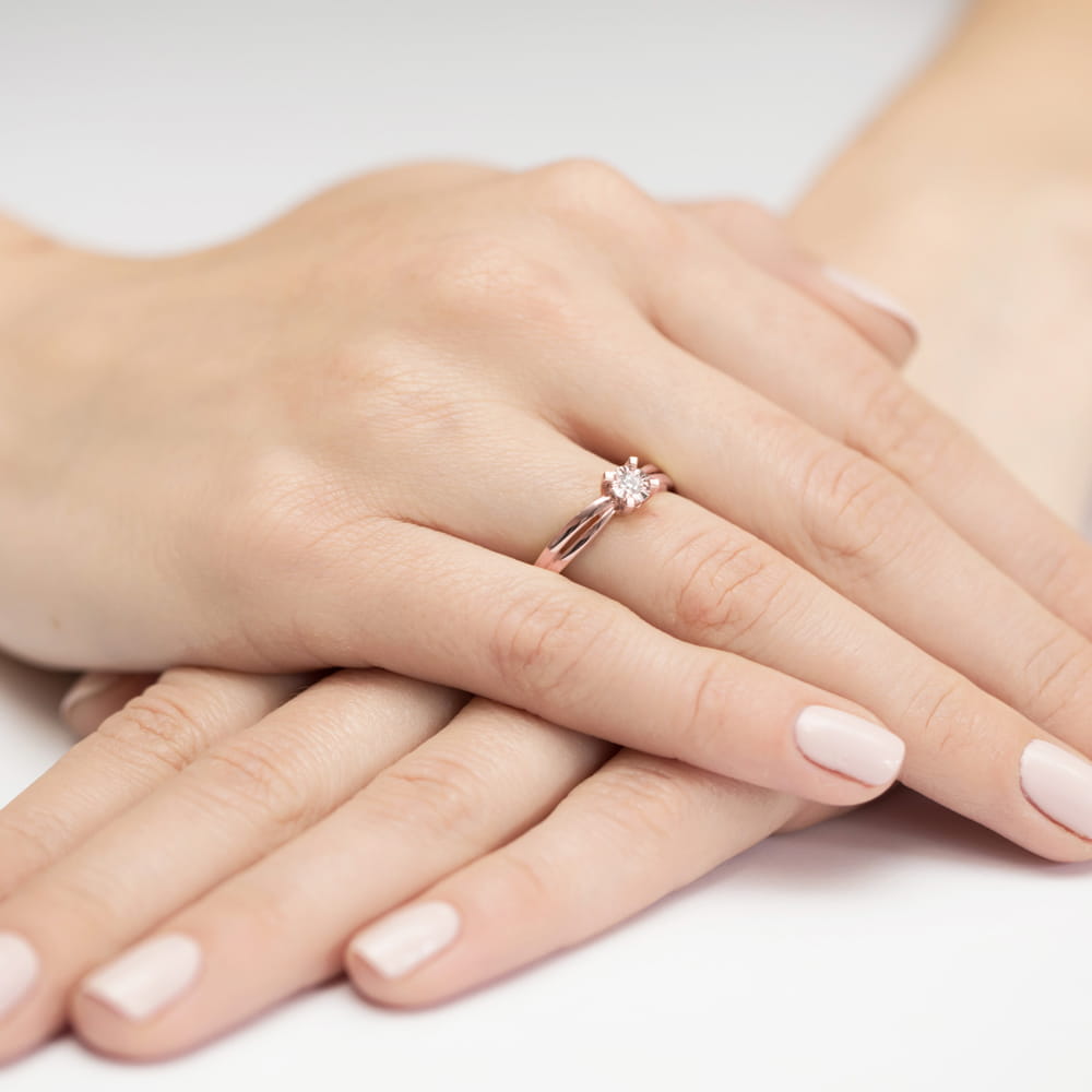 Pierścionek Diament 0,08ct różowe złoto 5 Pierścionek Diament 0,08ct różowe złoto - obrazek 4