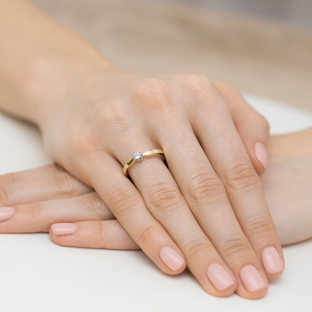 Pierścionek Diament 0,08ct żółte złoto 5 Pierścionek Diament 0,08ct żółte złoto - obrazek 4