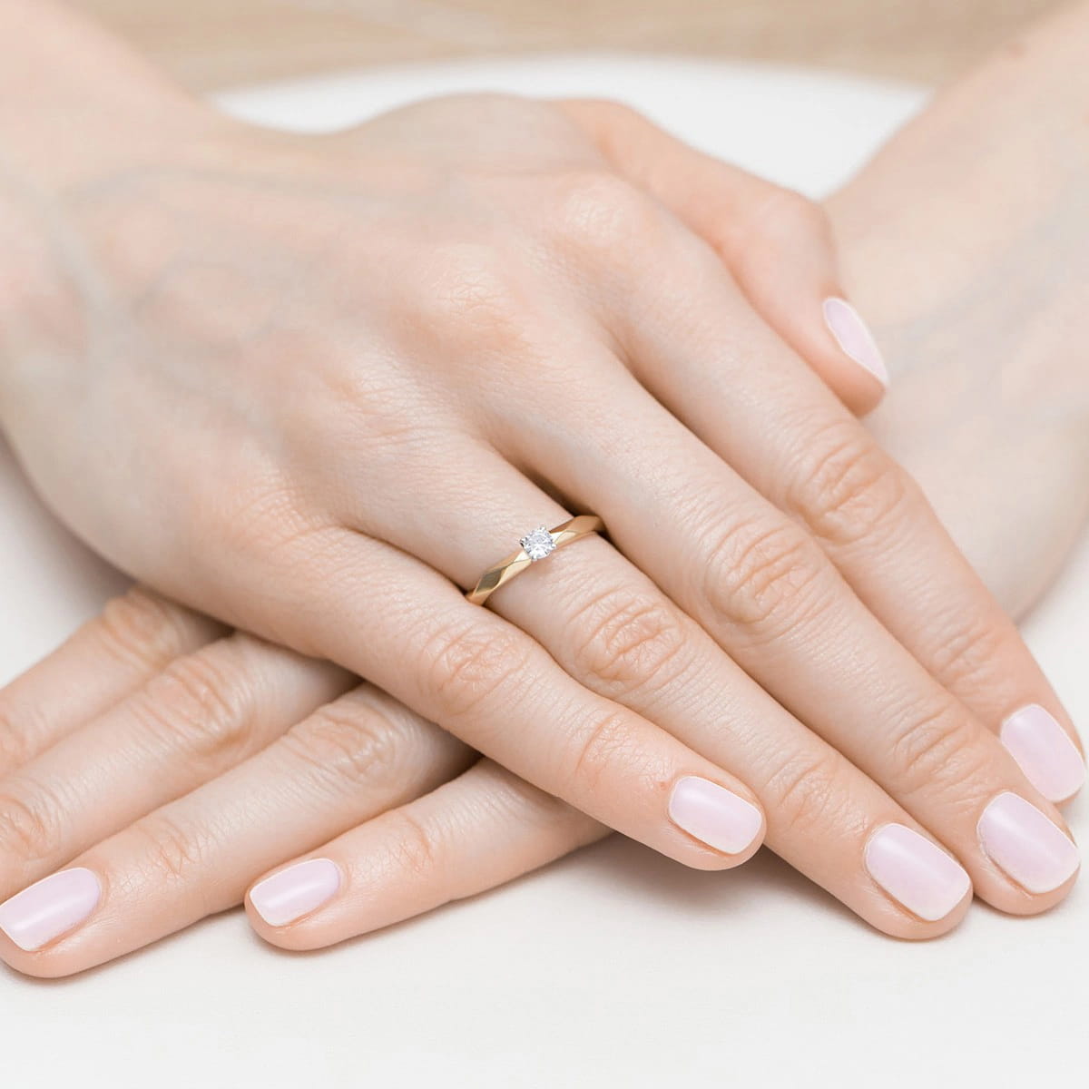 Pierścionek Diament 0,10ct żółte złoto 5 Pierścionek Diament 0,10ct żółte złoto - obrazek 4